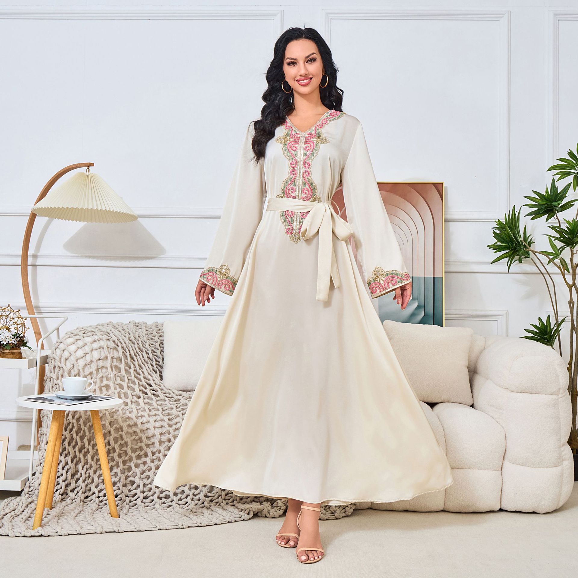Street Fashion Dubai - Arabian Clothing Beaded Embroidery Solid Color
