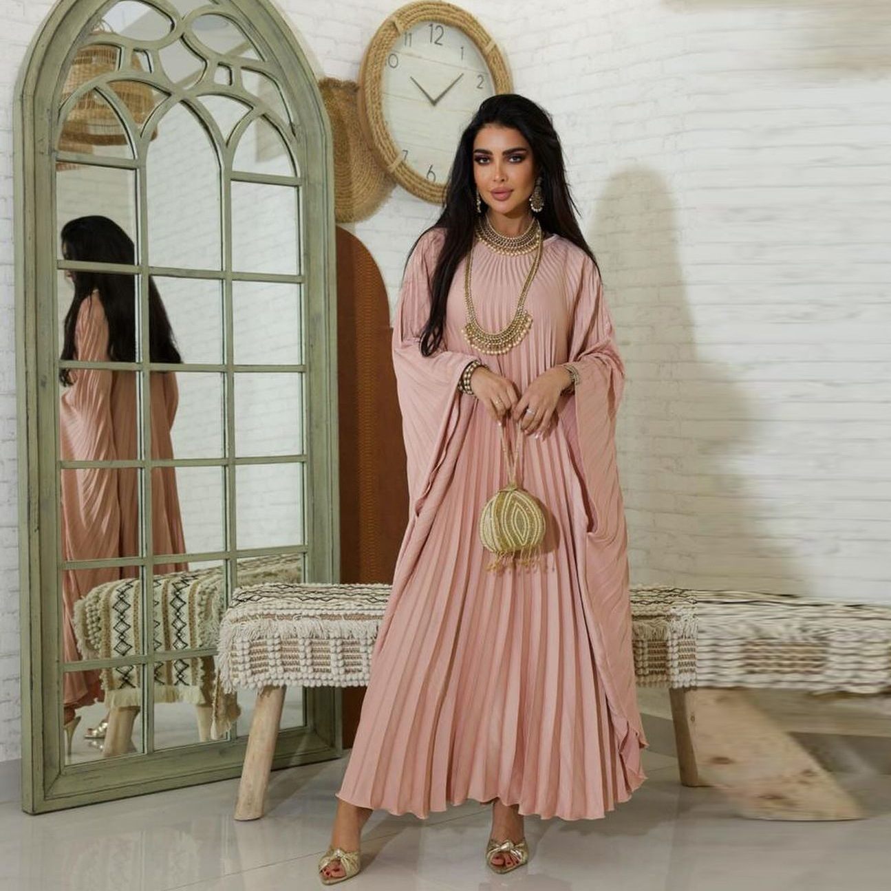 Arab Dubai Muslim Fashion Stre - Street Fashion Dubai incelemesi ve fiyatı