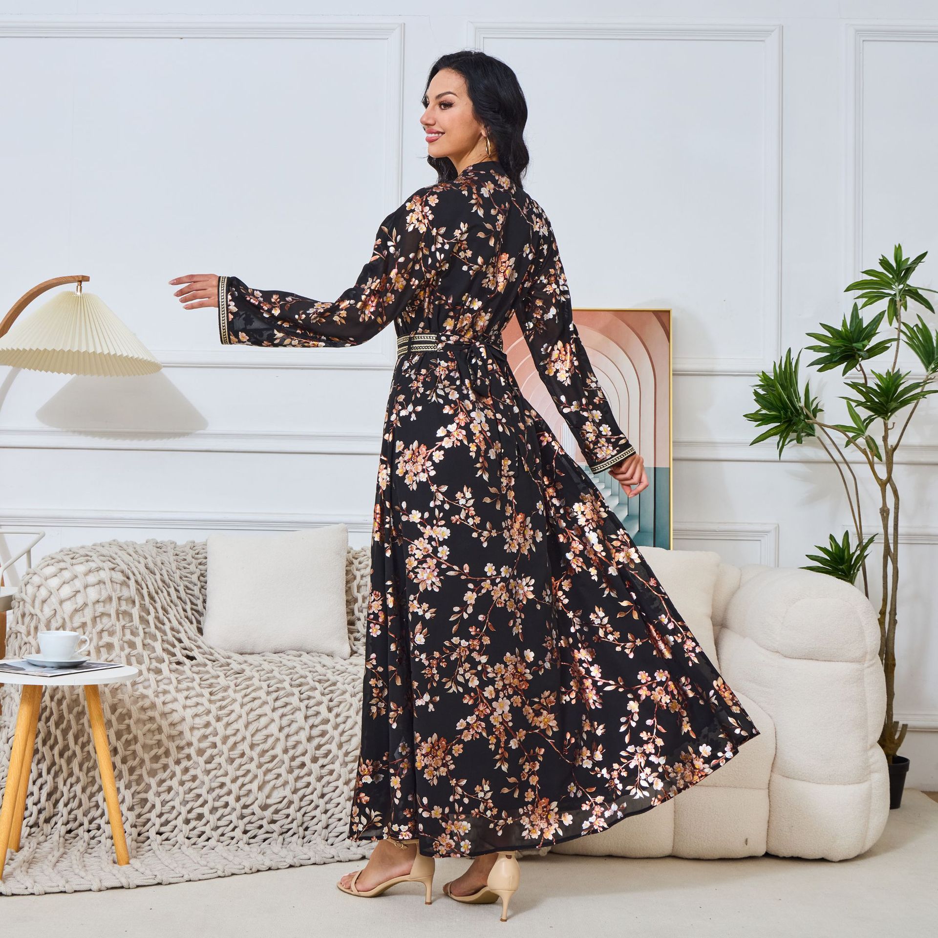 Arabian Clothing Dubai Women's - Street Fashion Dubai incelemesi ve fiyatı
